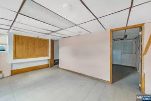 439 Bergen Blvd, Palisades Park, NJ 07650 - Photo 32