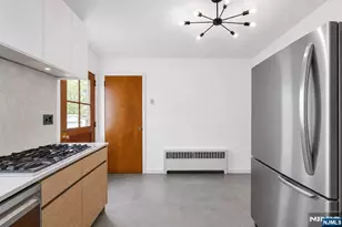 439 Bergen Blvd, Palisades Park, NJ 07650 - Photo 26
