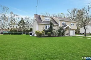 9-09 Elaine Terrace, Fair Lawn, NJ 07410 - Photo 4