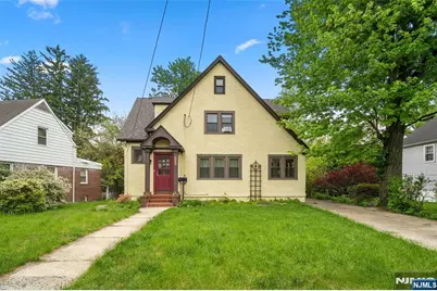 1231 Alicia Avenue, Teaneck Township, NJ 07666 - Photo 2