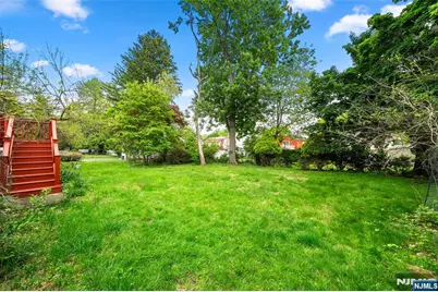 1231 Alicia Avenue, Teaneck Township, NJ 07666 - Photo 30