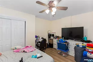 129 Hudson St, Hackensack, NJ 07601 - Photo 4