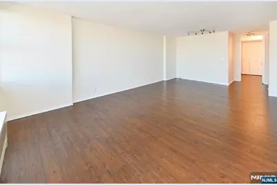 7004 Boulevard East 31A #31A, Guttenberg, NJ 07093 - Photo 12