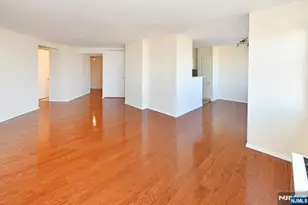 7004 Blvd East 31A, Guttenberg, NJ 07093 - Photo 14