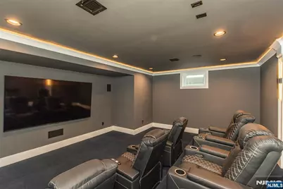 722 Erie Road, Paramus, NJ 07652 - Photo 38