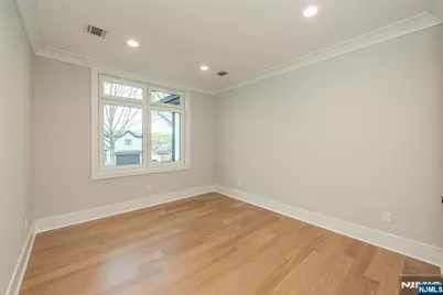 722 Erie Road, Paramus, NJ 07652 - Photo 30