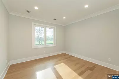 722 Erie Road, Paramus, NJ 07652 - Photo 28