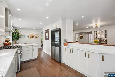 589 Highland, Little Falls Township, NJ 07043 - Photo 18