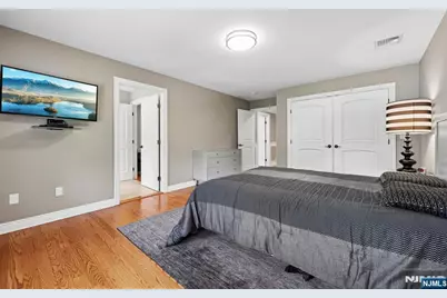 72 4th Street, Park Ridge, NJ 07656 - Photo 36