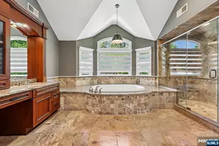 72 4th St, Park Ridge, NJ 07656 - Photo 38