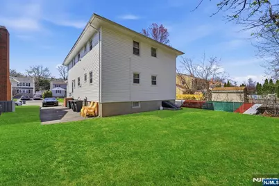 425 Midland Avenue, Pompton Lakes, NJ 07442 - Photo 32