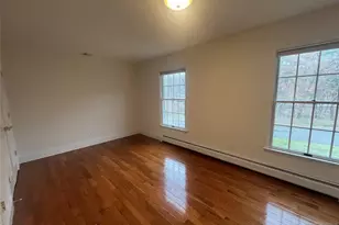 7 Carriage, Washington Township, NJ 07676 - Photo 6