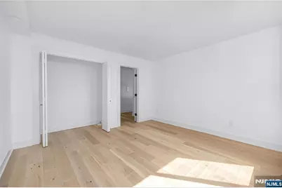 200 Winston 2417 #2417, Cliffside Park, NJ 07010 - Photo 14