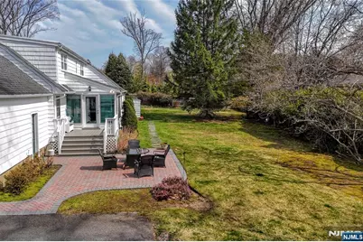 520 Lafayette Avenue, Wyckoff Township, NJ 07481 - Photo 42