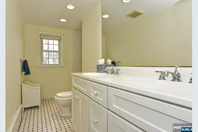 520 Lafayette Avenue, Wyckoff Township, NJ 07481 - Photo 28