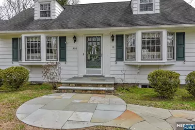 520 Lafayette Avenue, Wyckoff Township, NJ 07481 - Photo 2
