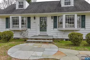 520 Lafayette Ave, Wyckoff Township, NJ 07481 - Photo 2