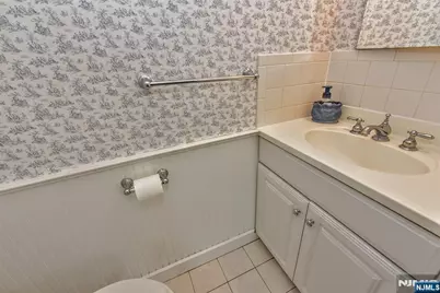 520 Lafayette Avenue, Wyckoff Township, NJ 07481 - Photo 20