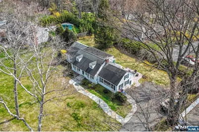 520 Lafayette Avenue, Wyckoff Township, NJ 07481 - Photo 46