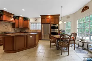 22 Mdw Lk Dr, Mahwah, NJ 07430 - Photo 12
