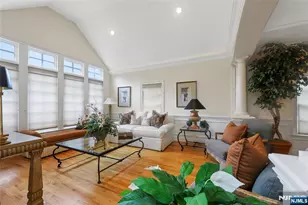 22 Mdw Lk Dr, Mahwah, NJ 07430 - Photo 6