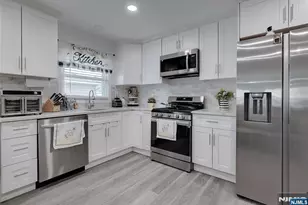 20 S Corabelle Ave, Lodi, NJ 07644 - Photo 18