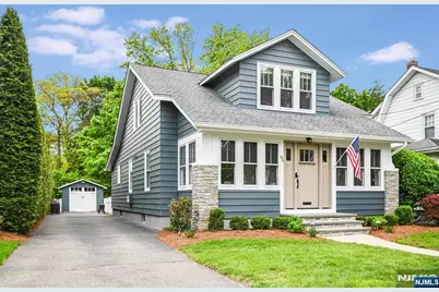 65 Ferndale Avenue, Glen Rock, NJ 07452 - Photo 2