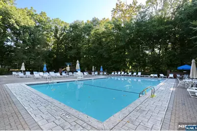 1093 Ash Drive, Mahwah, NJ 07430 - Photo 28