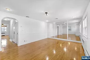 370 Aurora Ave 2, Cliffside Park, NJ 07010 - Photo 6