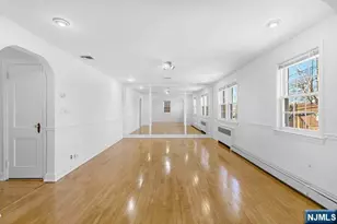 370 Aurora Ave 2, Cliffside Park, NJ 07010 - Photo 4