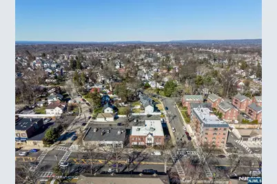 133 Cedar Lane, Teaneck Township, NJ 07666 - Photo 4