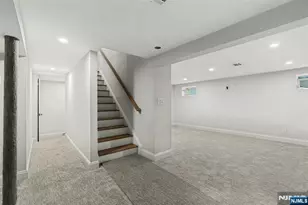306 Ogden Ave, Teaneck Township, NJ 07666 - Photo 24