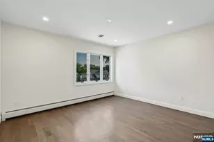 306 Ogden Ave, Teaneck Township, NJ 07666 - Photo 18