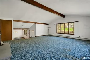 24 Deerhaven Ln, Jefferson Township, NJ 07435 - Photo 6