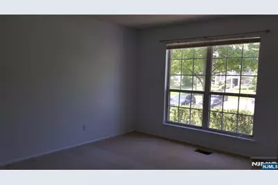 1138 Sycamore Lane, Mahwah, NJ 07430 - Photo 10