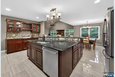 55 Canterbury Drive, Ramsey, NJ 07446 - Photo 6