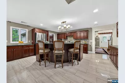 55 Canterbury Drive, Ramsey, NJ 07446 - Photo 8