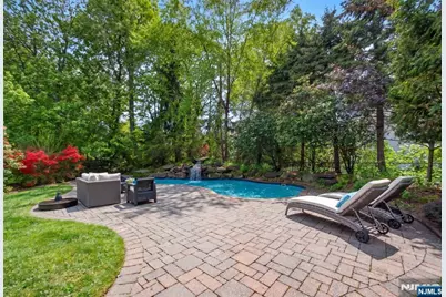 55 Canterbury Drive, Ramsey, NJ 07446 - Photo 16