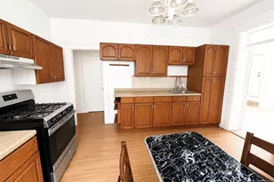 218 Main St, Ridgefield Park, NJ 07660 - Photo 2