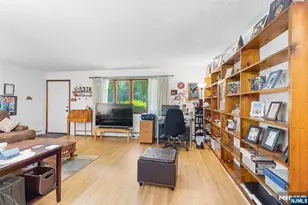 114 Van Dam Ave, Bloomingdale, NJ 07403 - Photo 6