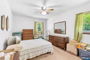 114 Van Dam Ave, Bloomingdale, NJ 07403 - Photo 14