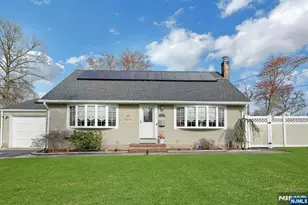 345 Grove St, New Milford, NJ 07646 - Photo 2