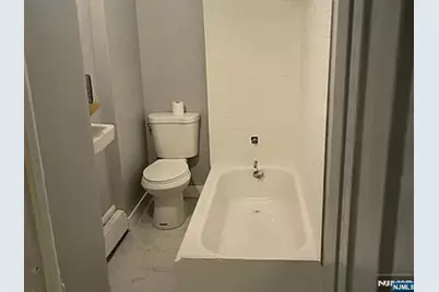 489 Market Street Floor 2 #Floor 2, Paterson, NJ 07501 - Photo 2