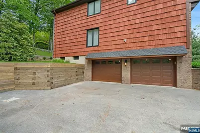 610 Monroe Street, Ridgewood, NJ 07450 - Photo 28