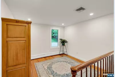 610 Monroe Street, Ridgewood, NJ 07450 - Photo 18