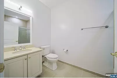 3214 Windsor Park Court 214 #214, Englewood, NJ 07631 - Photo 12