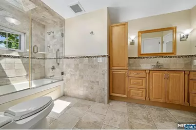 428 Fairfield Avenue, Ridgewood, NJ 07450 - Photo 18