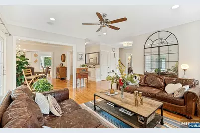 512 Spring Avenue, Ridgewood, NJ 07450 - Photo 12