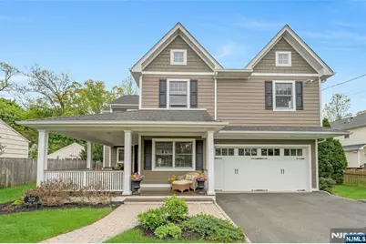 512 Spring Avenue, Ridgewood, NJ 07450 - Photo 2