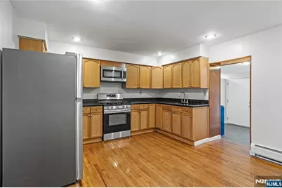 800 Ocean Avenue 1 #1, Jersey City, NJ 07304 - Photo 12